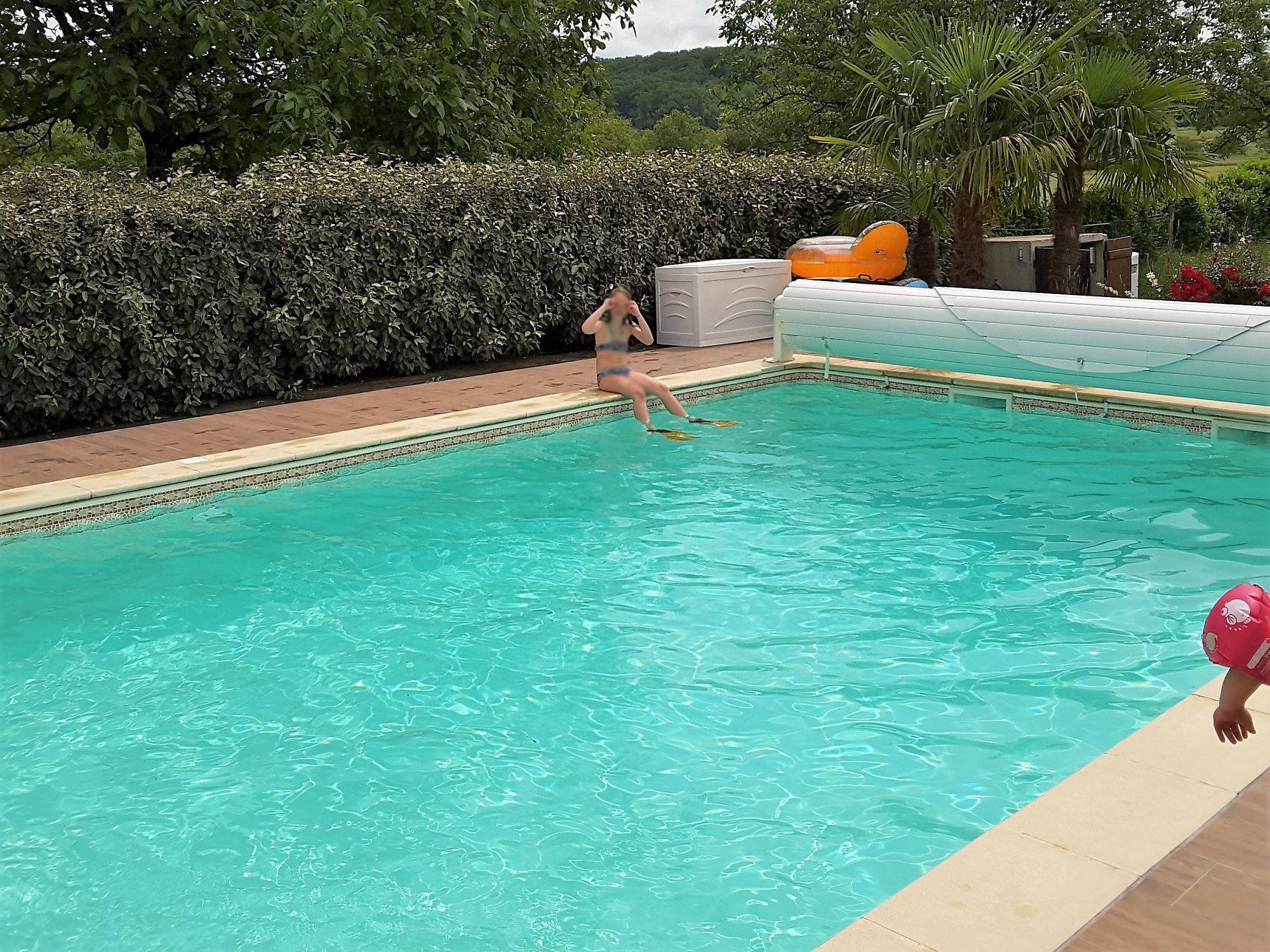 A louer sur LA TESTE DE BUCH, maison T3 avec terrasse, jardin et piscine collective