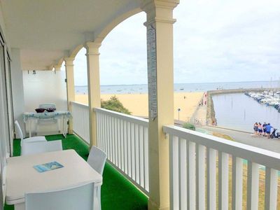 Appartement à louer à la saison avec un grand balcon vue mer à Arcachon